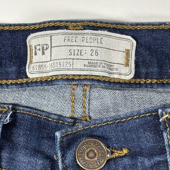 Free People Women's 26 Skinny Jeans Blue Dark Wash Distressed 61855-16515125 - Picture 5 of 11